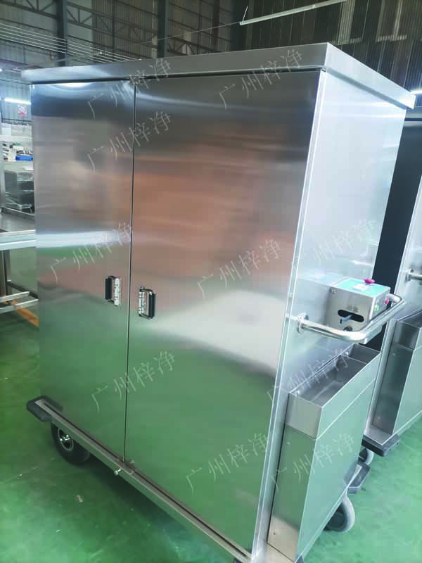 密閉式滅菌器械物品電動轉(zhuǎn)運(yùn)車采用304拉絲不銹鋼板面板厚度:≥1.2mm,表面作拉絲亞光處理。 密閉式滅菌器械物品電動轉(zhuǎn)運(yùn)車采用304拉絲不銹鋼板面板厚度:≥1.2mm,表面作拉絲亞光處理。